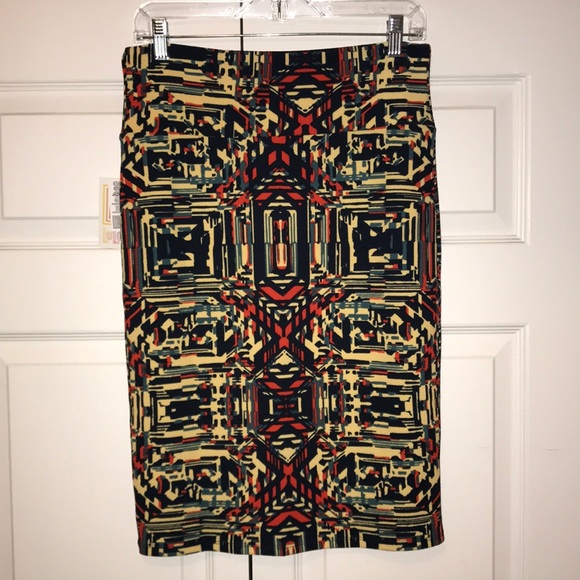 Lularoe Cassie Skirt - Picture 2 of 8
